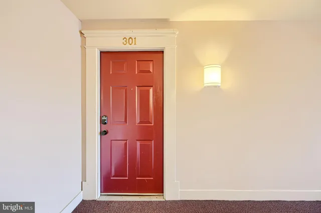 $297,000 | 8803 Stoneridge Circle, Unit 301, Pikesville, MD 21208