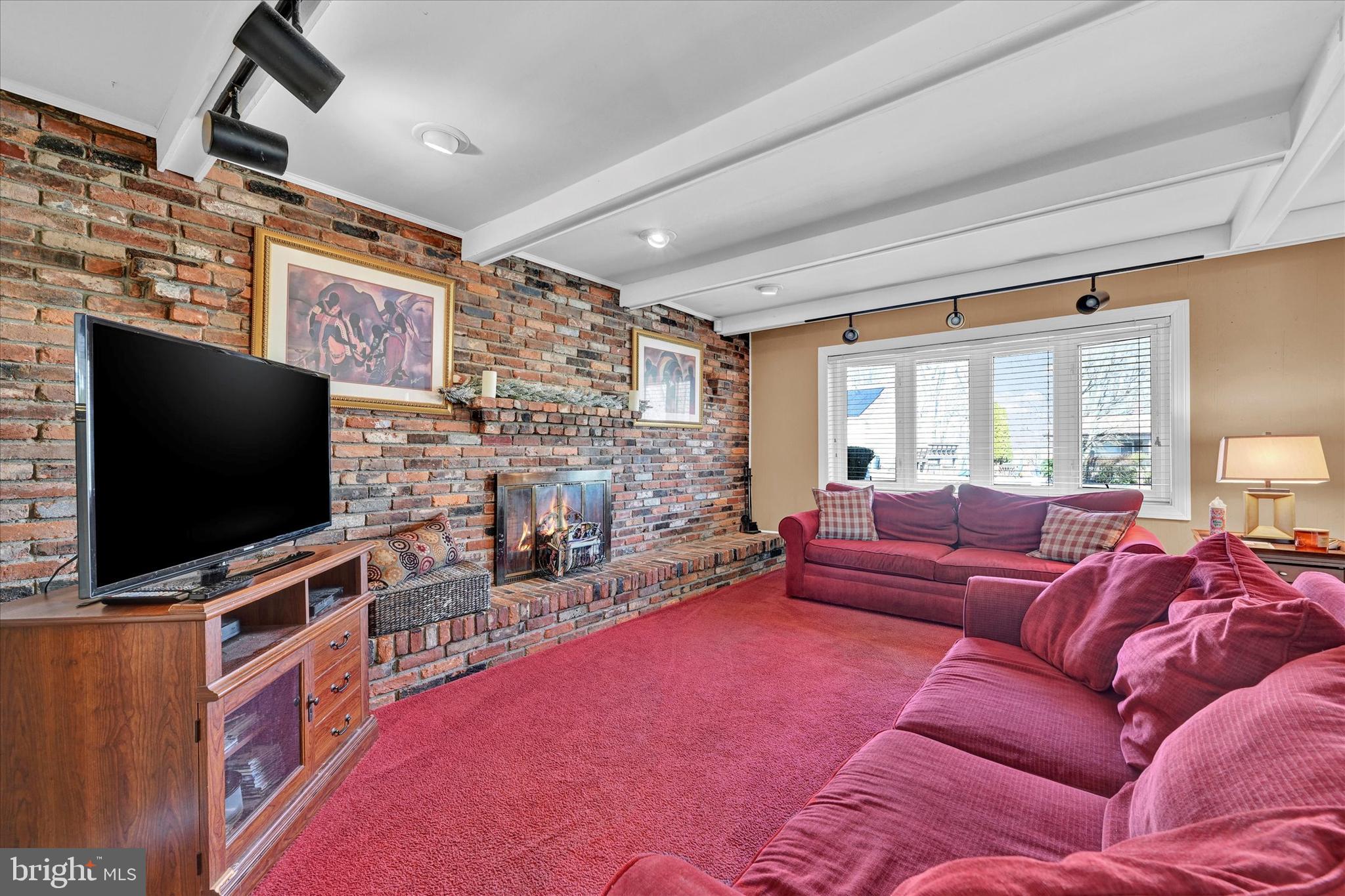 8229 Brattle Road Pikesville, MD 21208 - Photo 5 of 35