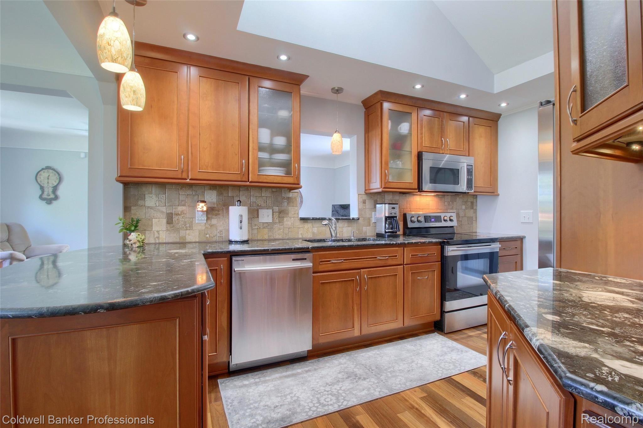 41495 Tyler Road Belleville, MI 48111 - Photo 9 of 32 9-Kitchen-2nd-View.jpg