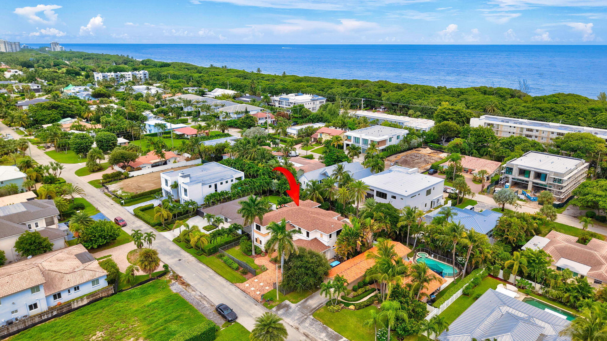 260 Northeast Wavecrest Court Boca Raton, FL 33432 - Photo 63 of 71 Walking Distance to Resturants