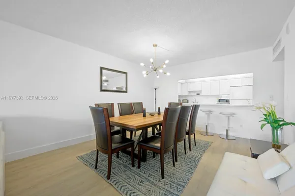 $4,000 | 19370 Collins Avenue, Unit 422, Sunny Isles Beach, FL 33160