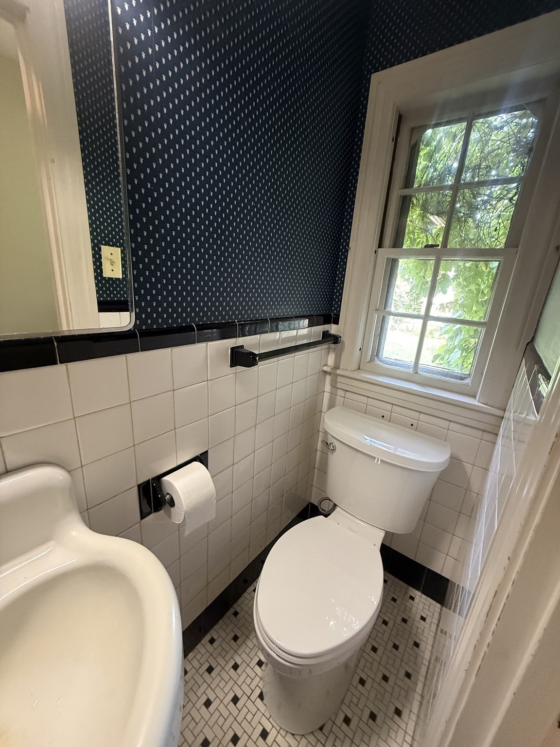 24 Stark Road Worcester, MA 01602 - Photo 18 of 42 Gallery Image 18