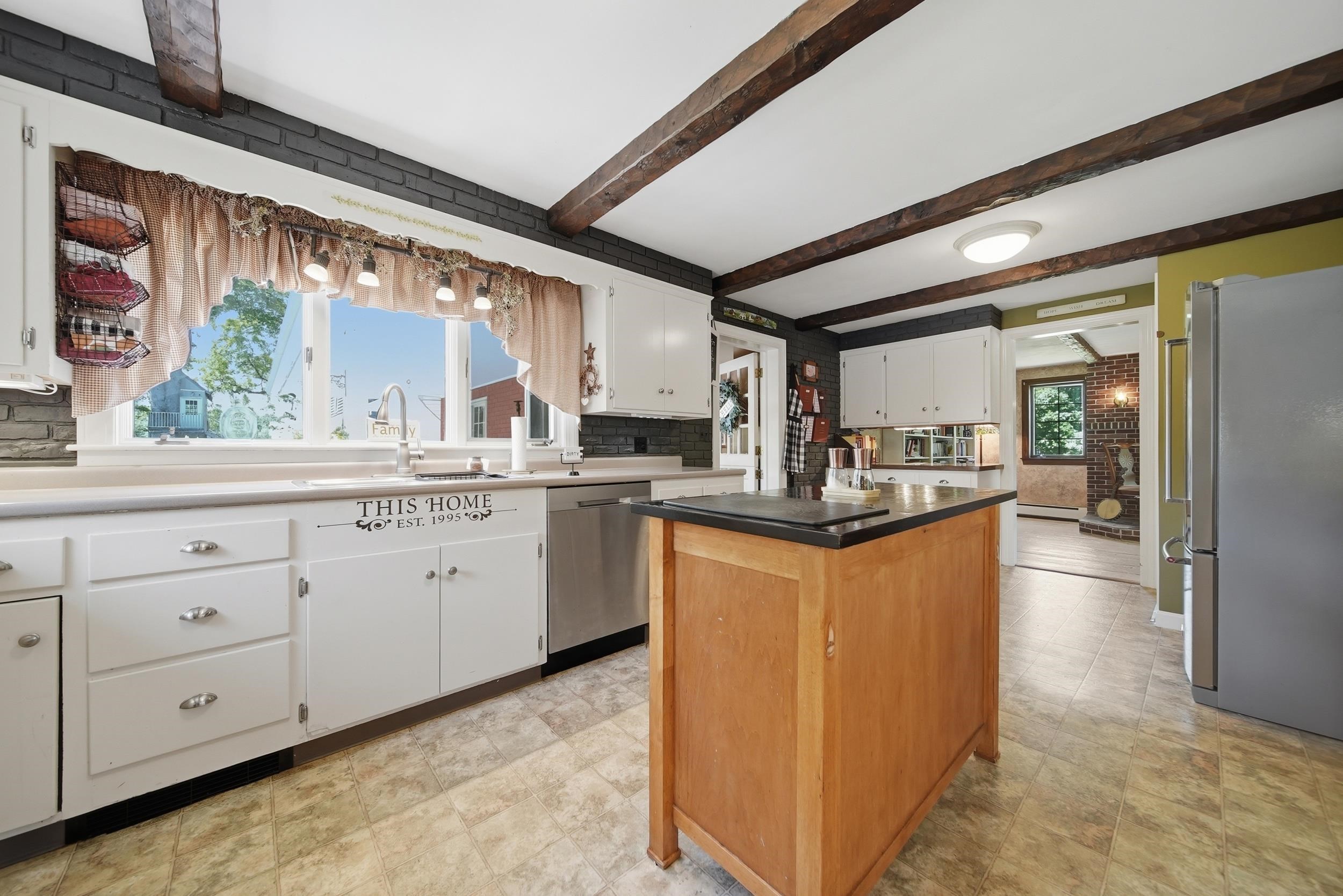 131 Clement Road Rollinsford, NH 03869 - Photo 12 of 59
