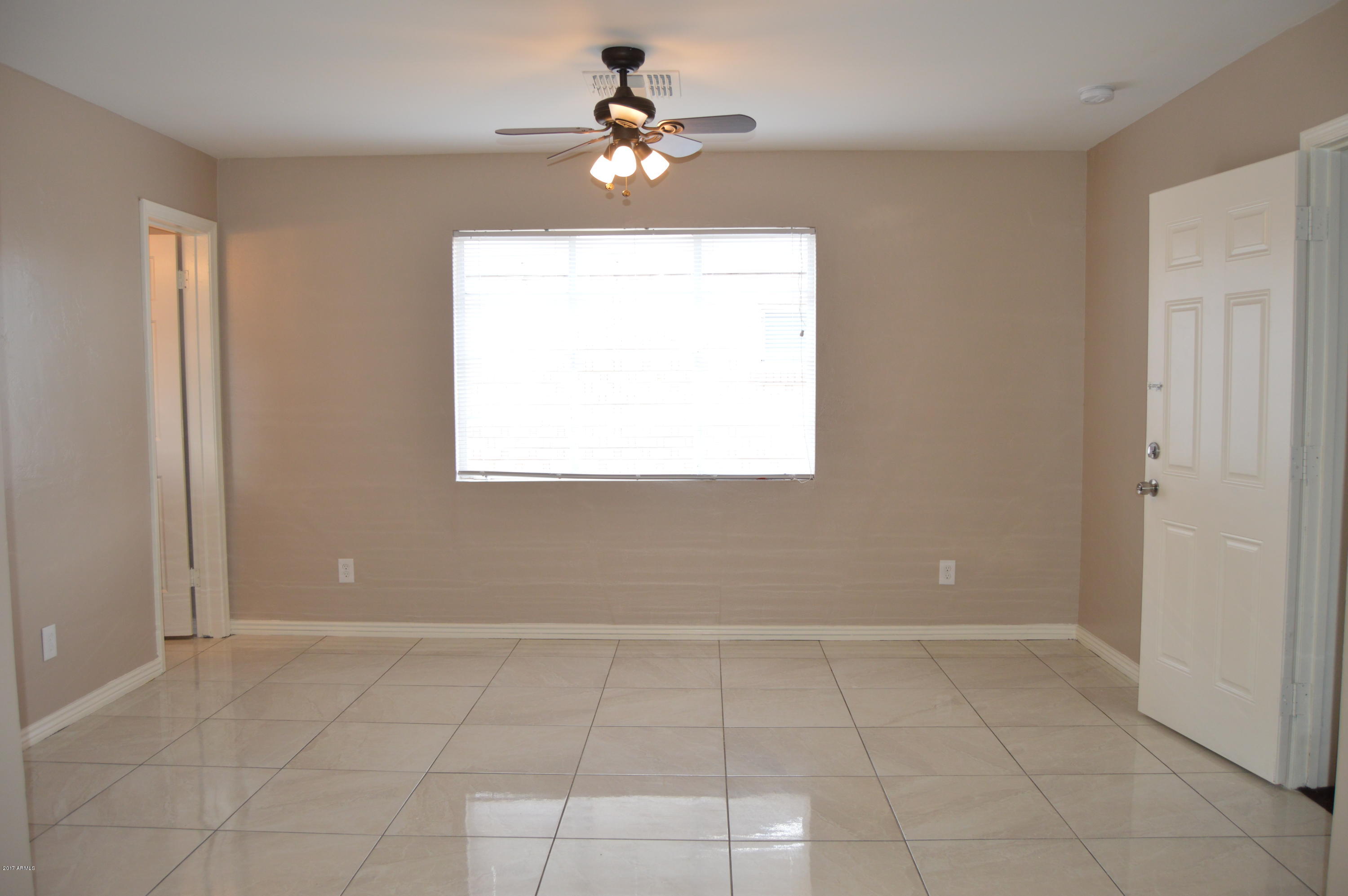 2721 West Ocotillo Road Phoenix, AZ 85017 - Photo 13 of 23 Dining Room