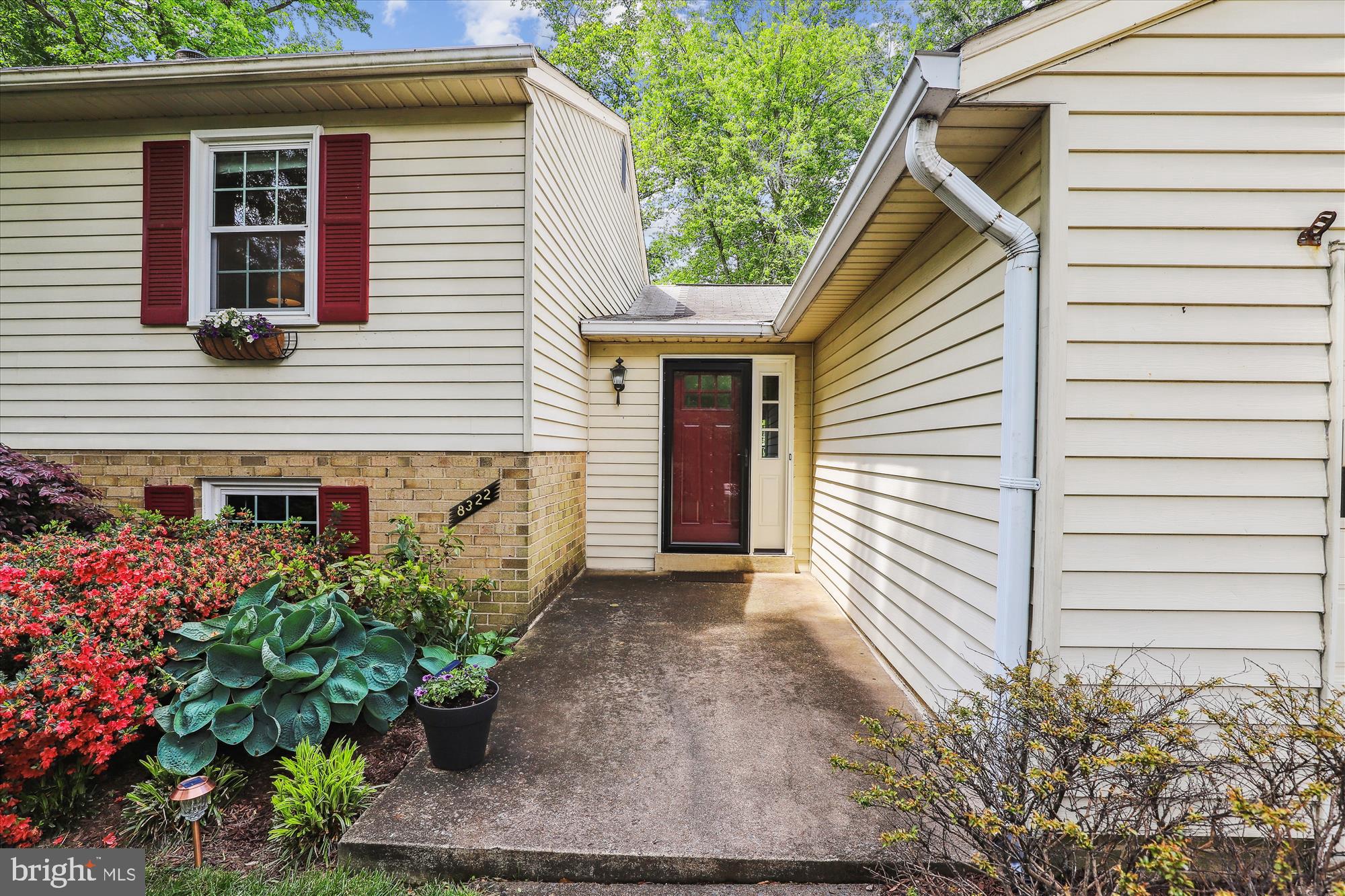 8322 Riverside Road Alexandria, VA 22308 - Photo 37 of 38 a view of a house with a small yard