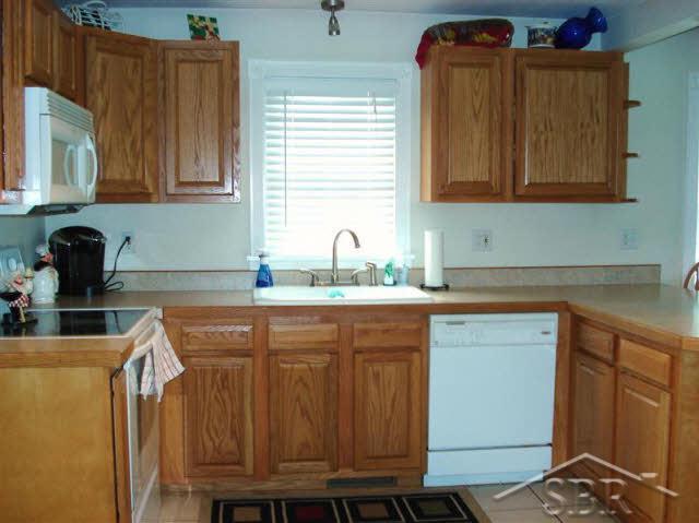 4840 Scott Freeland, MI 48623 - Photo 4 of 12 20033104-3.JPG