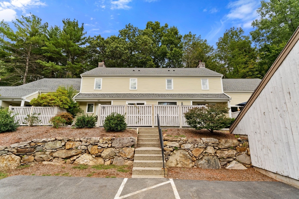 106 Fifer Lane, Unit 106 Lexington, MA 02420 - Photo 26 of 33