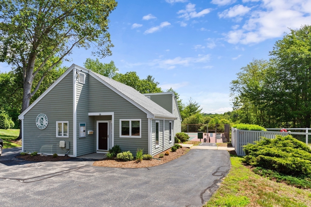 106 Fifer Lane, Unit 106 Lexington, MA 02420 - Photo 29 of 33