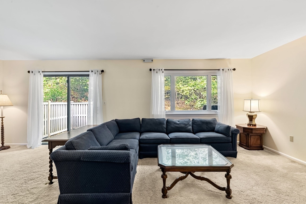 106 Fifer Lane, Unit 106 Lexington, MA 02420 - Photo 3 of 33