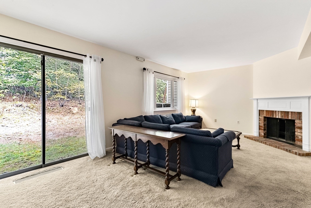 106 Fifer Lane, Unit 106 Lexington, MA 02420 - Photo 5 of 33