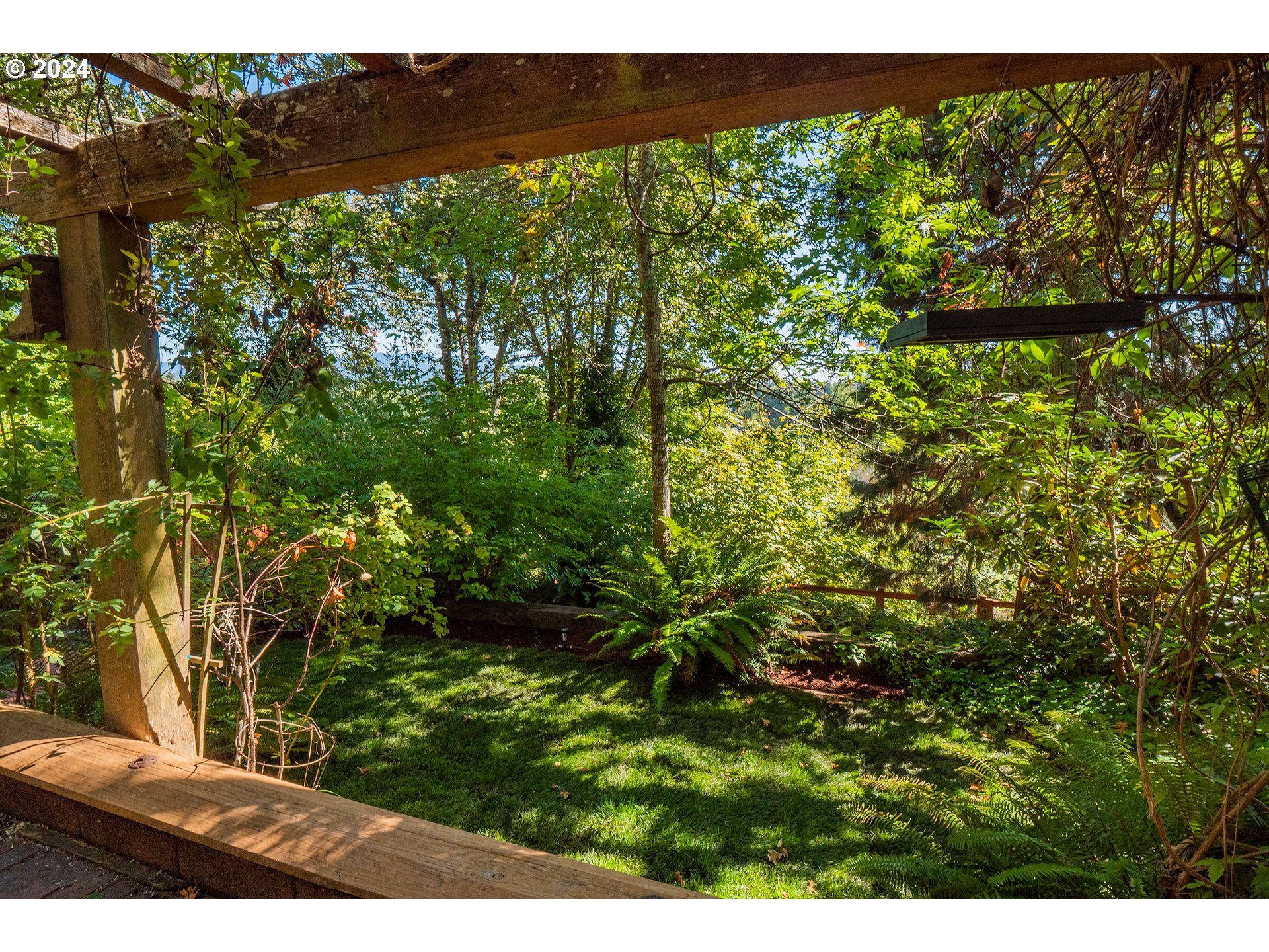 504 Spyglass Drive Eugene, OR 97401 - Photo 45 of 48 a view of a yard