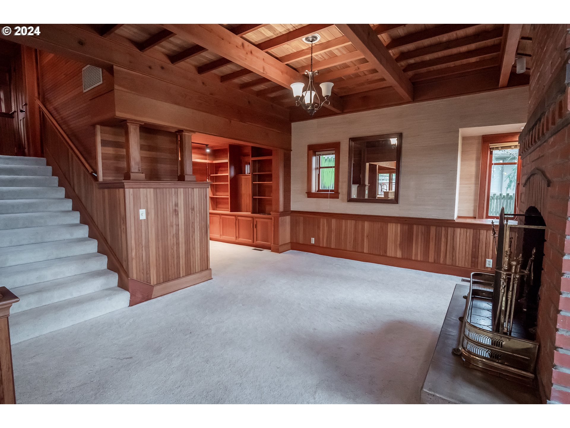 504 Spyglass Drive Eugene, OR 97401 - Photo 5 of 48 a view of entryway with a front door