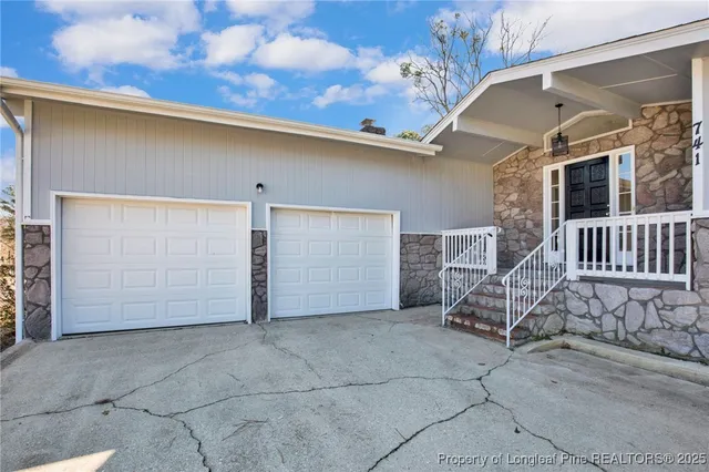 $289,900 | 741 Southview Circle, Fayetteville, NC 28311