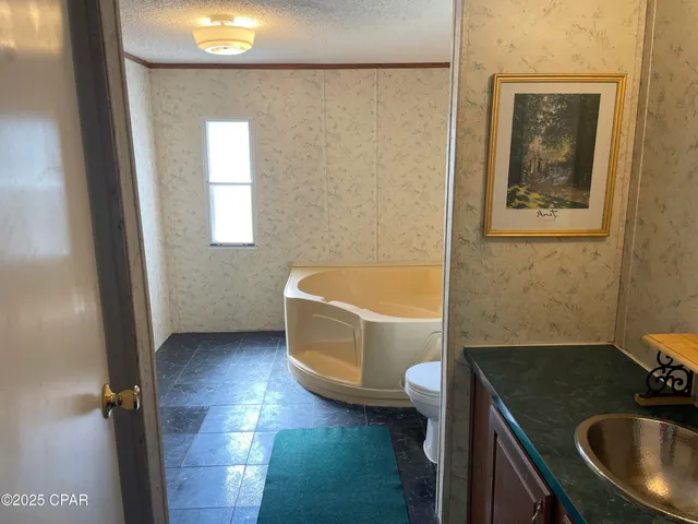 $150,000 | 2355 Momence Court, Alford, FL 32420