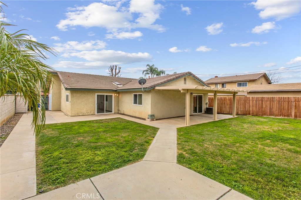 22246 Cardinal Street Grand Terrace, CA 92313 - Photo 26 of 28 a view of a back yard of the house