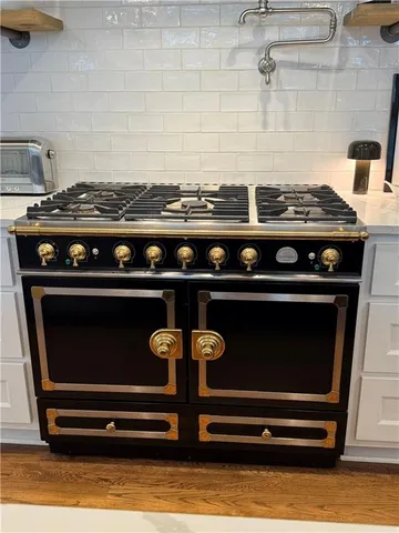 $1,775,000 | 5202 Arbor Drive, Prairie Village, KS 66207