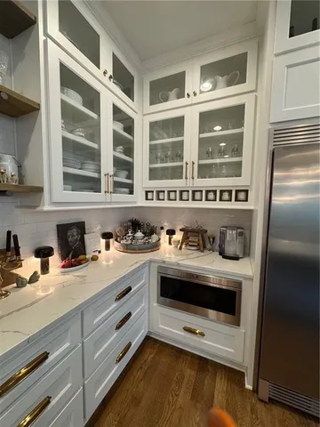 $1,775,000 | 5202 Arbor Drive, Prairie Village, KS 66207