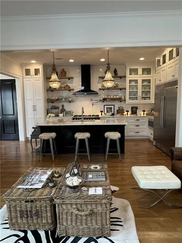 $1,775,000 | 5202 Arbor Drive, Prairie Village, KS 66207