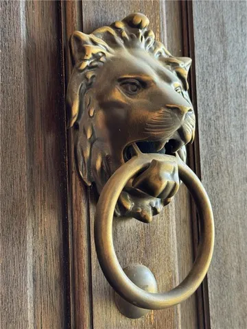 $1,775,000 | 5202 Arbor Drive, Prairie Village, KS 66207