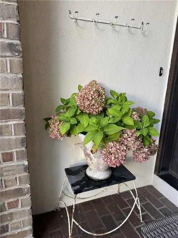 $1,775,000 | 5202 Arbor Drive, Prairie Village, KS 66207