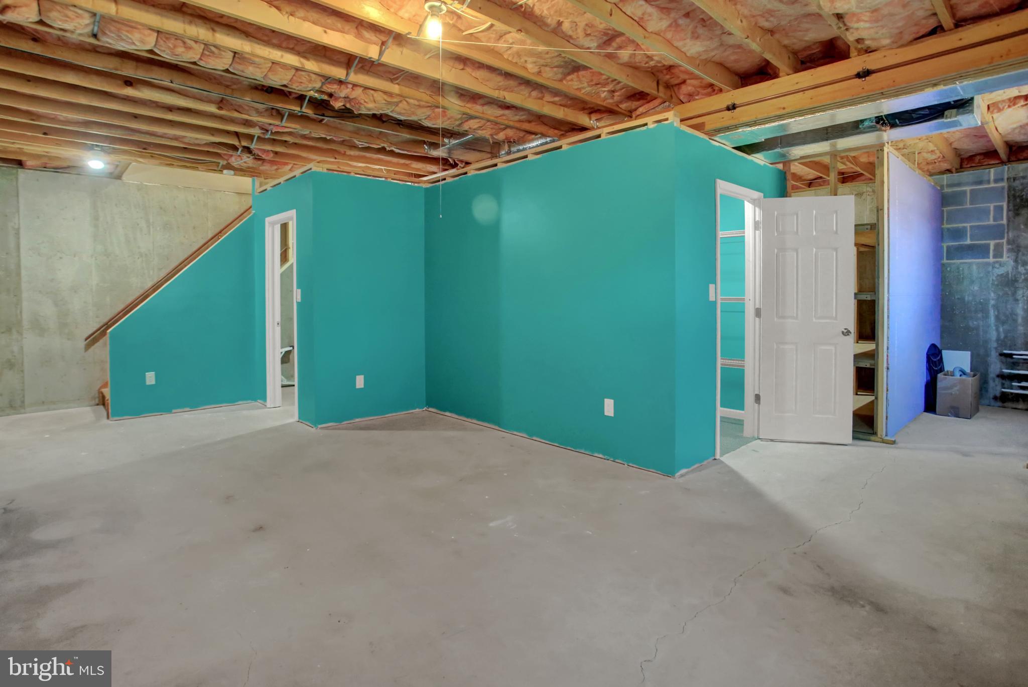 6354 Bennington Road Mechanicsburg, PA 17050 - Photo 34 of 41 Gallery Image 34