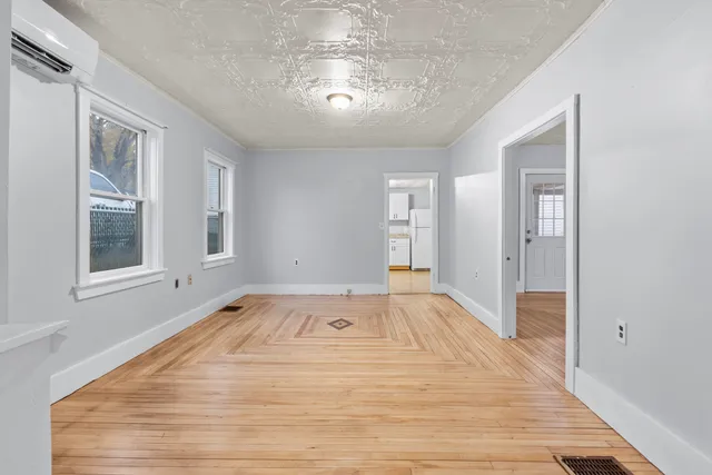 $499,900 | 14 Goddard Street, Lisbon, ME 04252