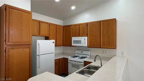 $1,540 | 5121 Briar Meadow Way, Las Vegas, NV 89118