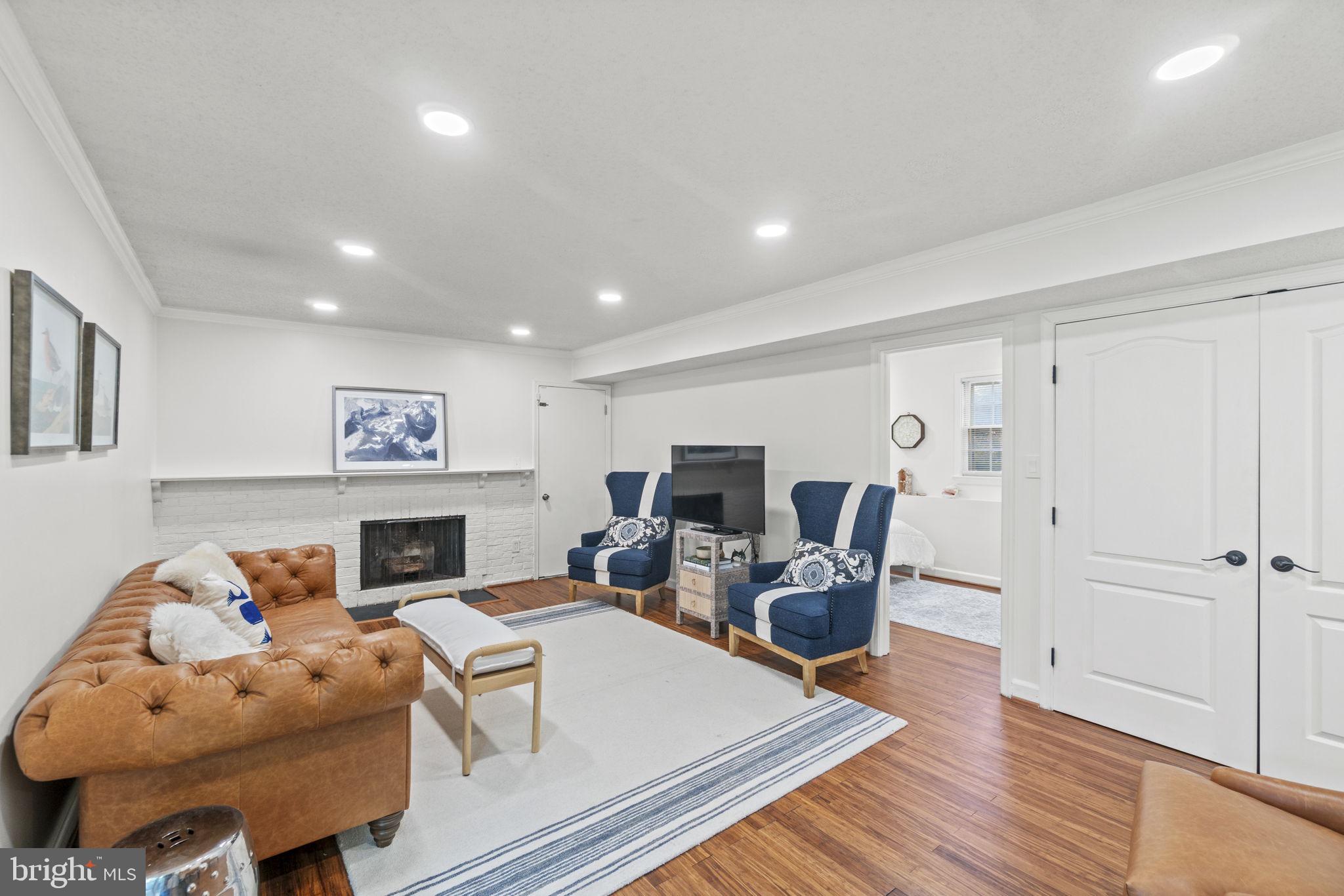 18533 Bowie Mill Road Olney, MD 20832 - Photo 20 of 40 Lower Level Family Room
