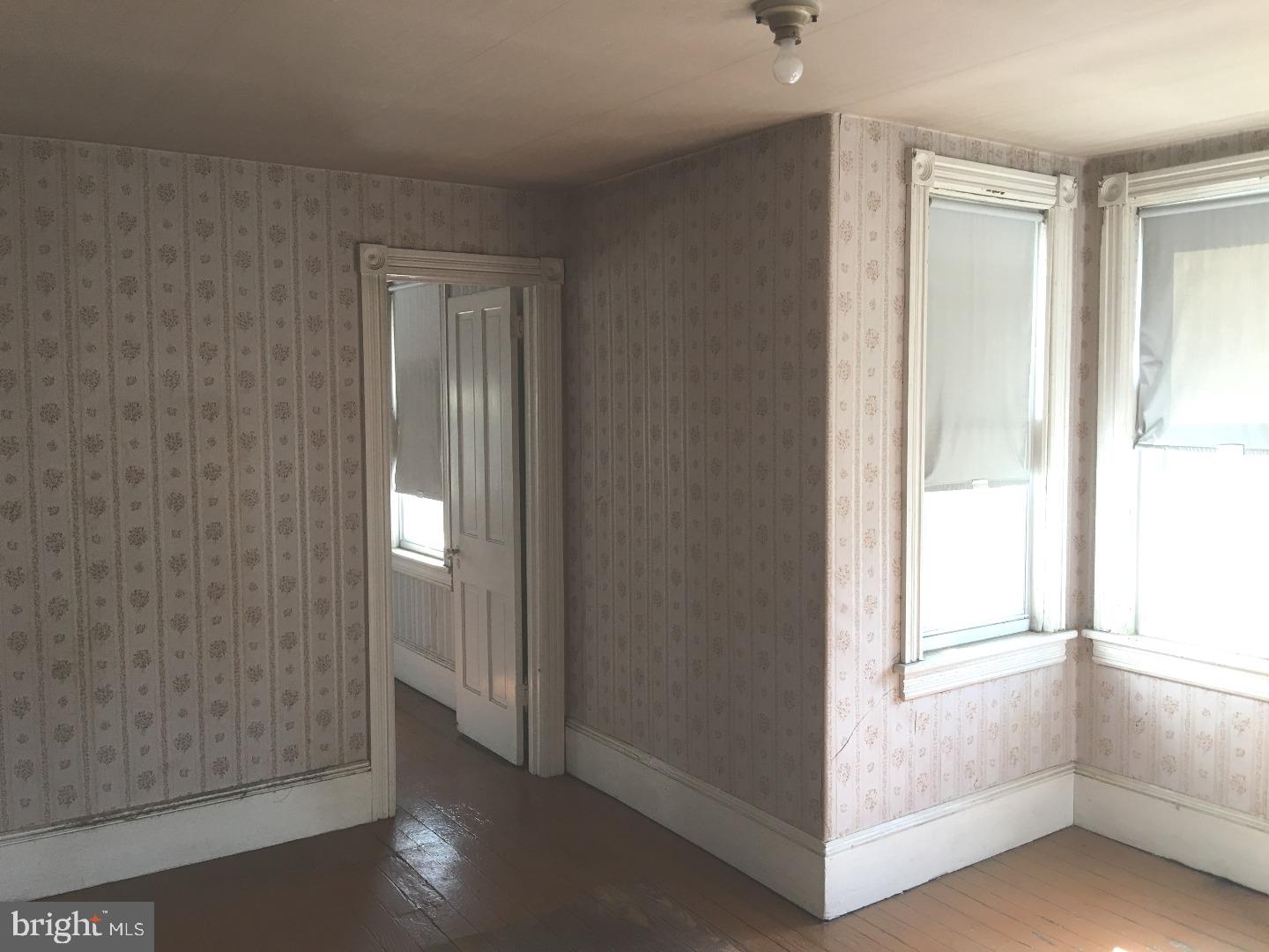 125 Spring Garden Street Riverside, NJ 08075 - Photo 6 of 9