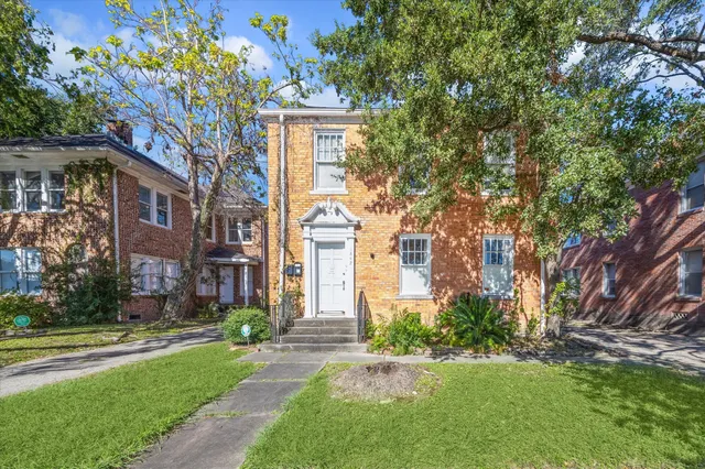 $800,000 | 1842 West Alabama Street, Houston, TX 77098