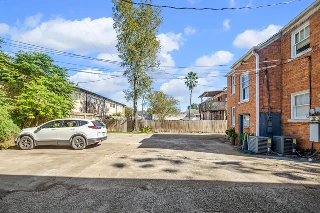 $800,000 | 1842 West Alabama Street, Houston, TX 77098