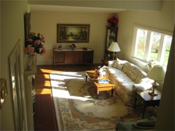 27 Berkeley Road Framingham, MA 01701 - Photo 13 of 23 Gallery Image 13