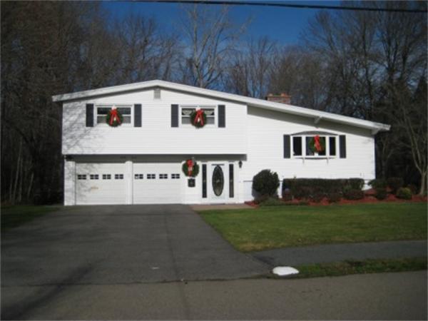27 Berkeley Road Framingham, MA 01701 - Photo 15 of 23 Gallery Image 15