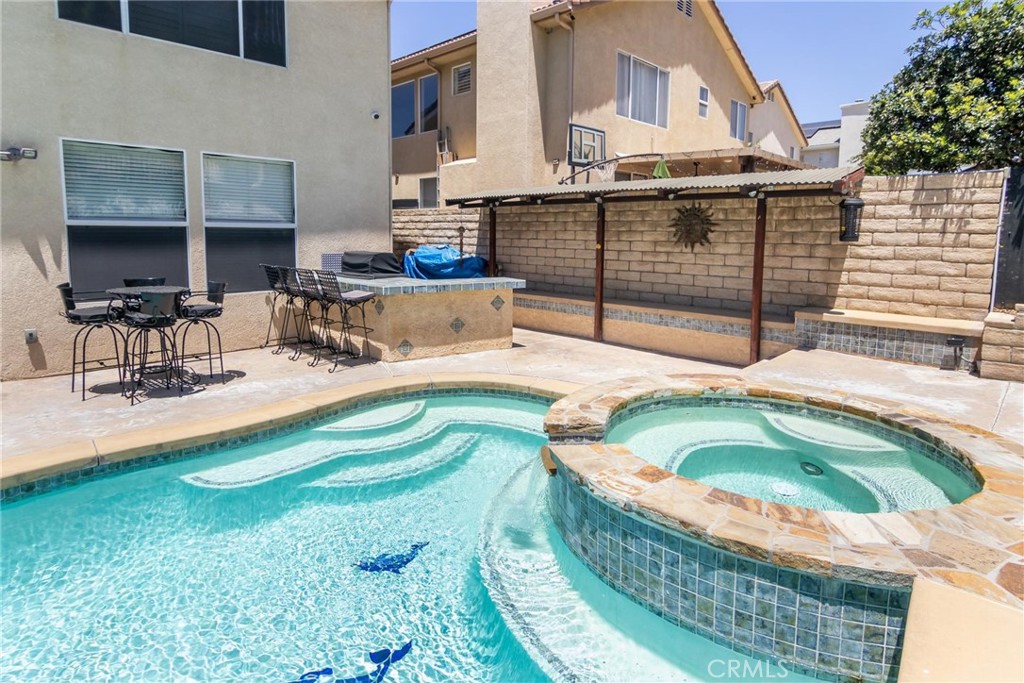 28318 Santa Catarina Road Saugus, CA 91350 - Photo 28 of 32 Pool & Spa & BBQ