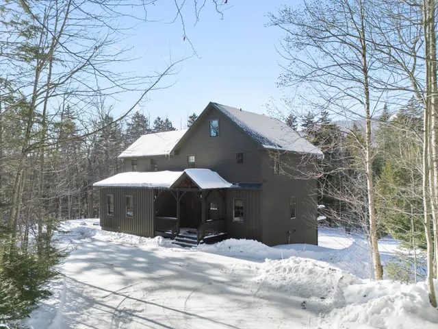 $1,395,000 | 11 East Village Circle, Wilmington, VT 05363
