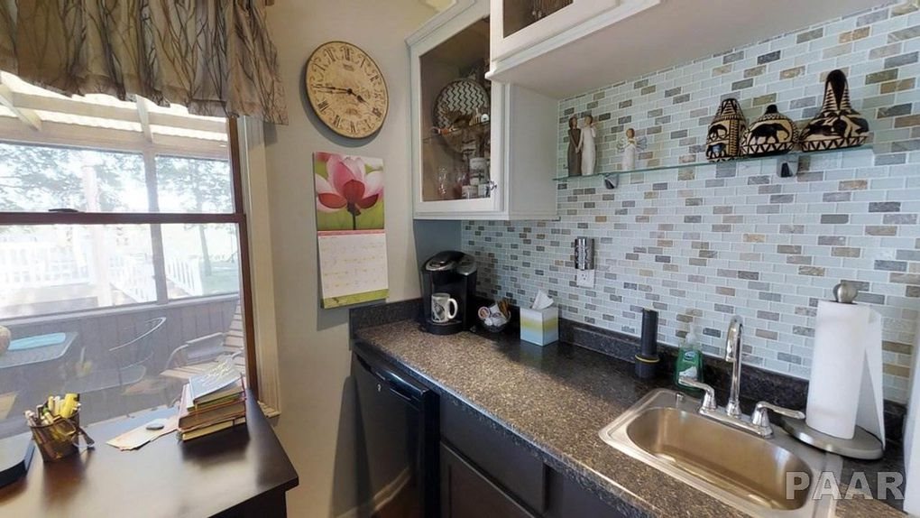 12122 North Manito Road Manito, IL 61546 - Photo 9 of 20 Gallery Image 9