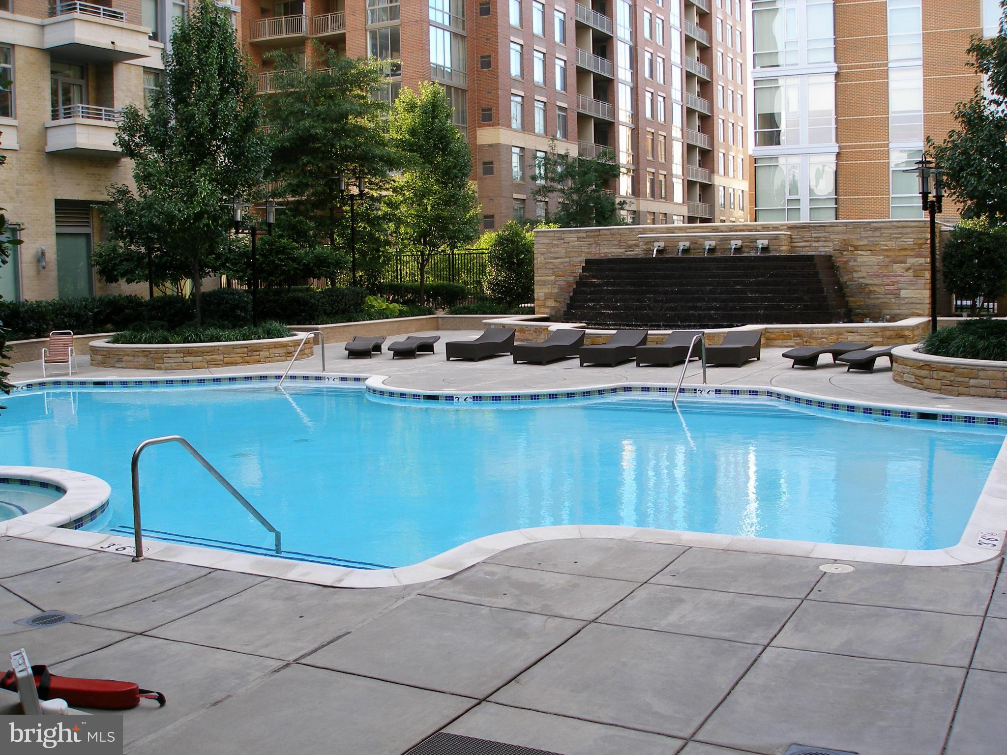 11990 Market Street, Unit 1002 Reston, VA 20190 - Photo 25 of 30 Midtown Pool