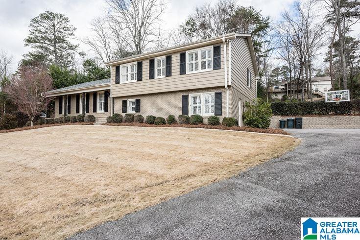 3608 Spring Valley Road Mountain Brook, AL 35223 - Photo 3 of 36