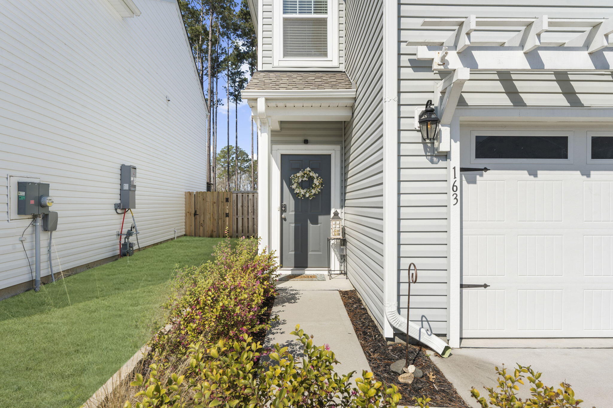 163 Surfbird Road Summerville, SC 29486 - Photo 3 of 49