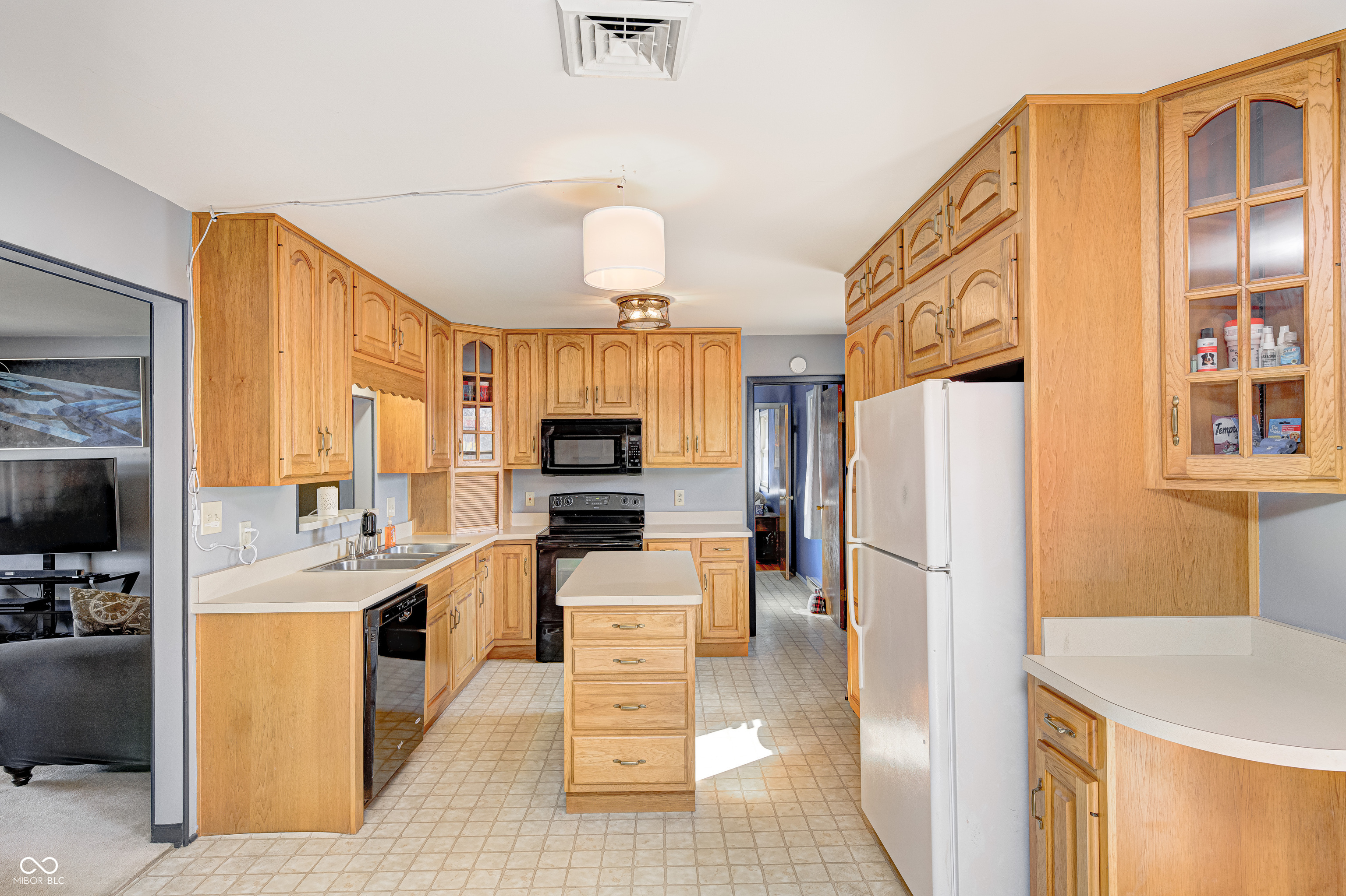 4464 Windsor Road Brownsburg, IN 46112 - Photo 6 of 16