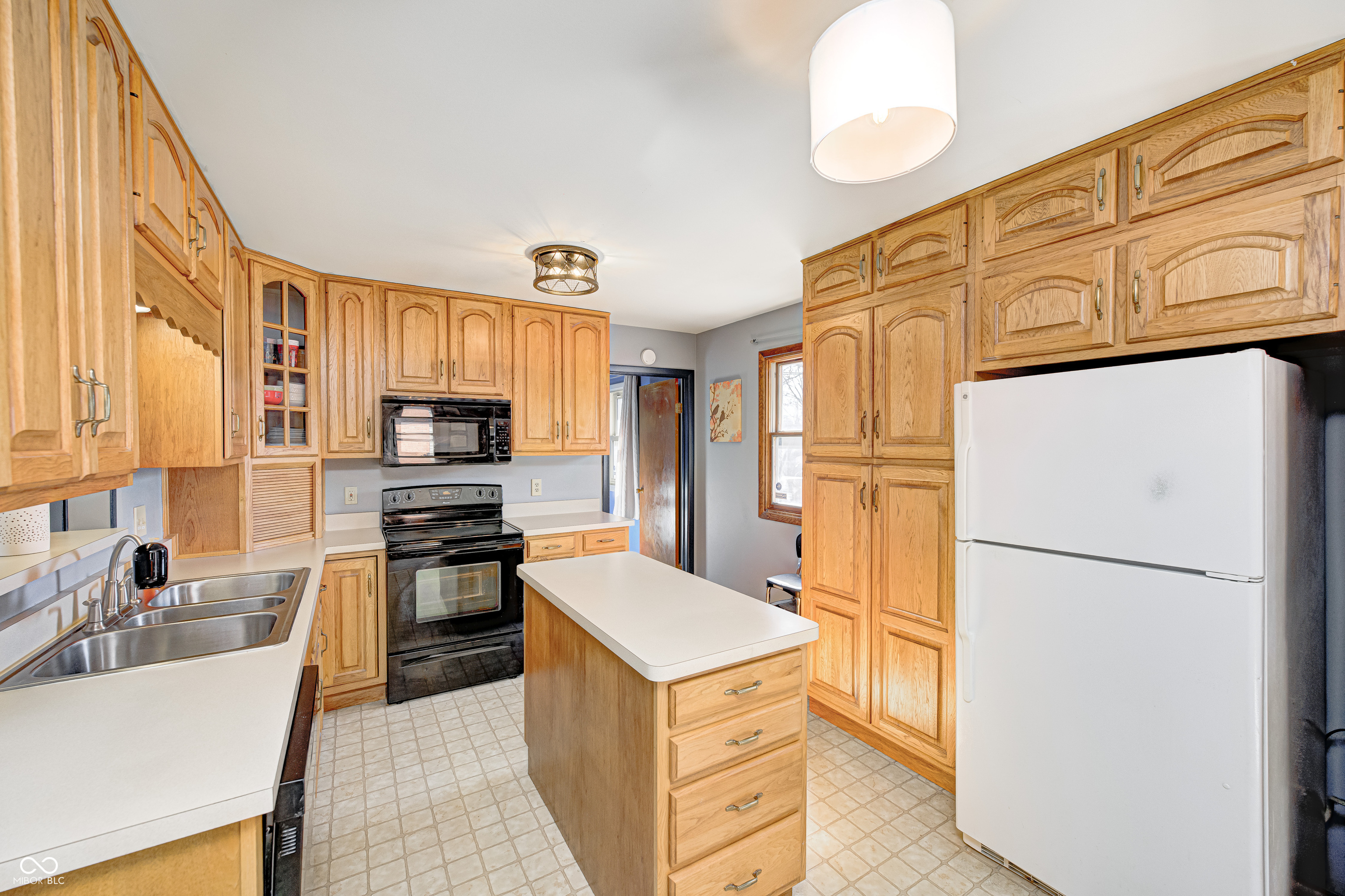 4464 Windsor Road Brownsburg, IN 46112 - Photo 7 of 16