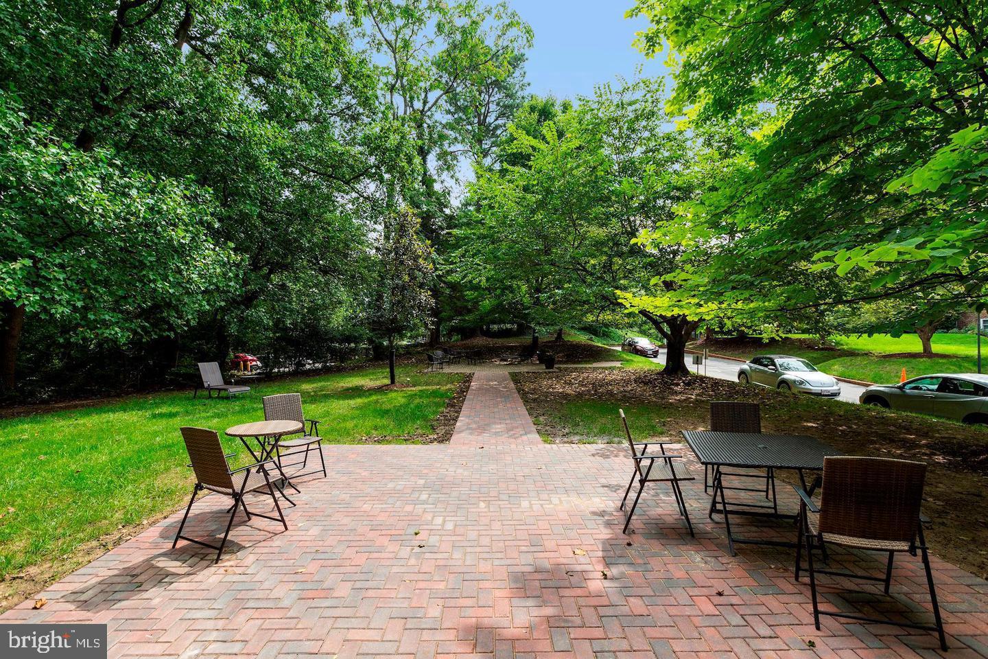 3601 Connecticut Avenue Northwest, Unit 409 Washington, DC 20008 - Photo 33 of 44 a view of park with bench and garden