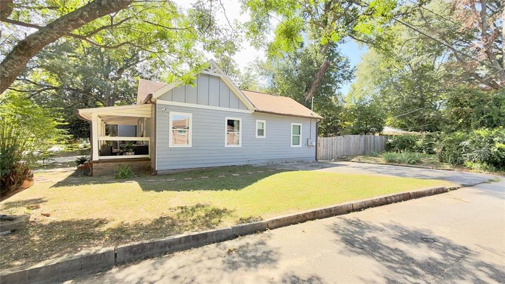 2633 Council Street Lithonia, GA 30058 - Photo 20 of 26