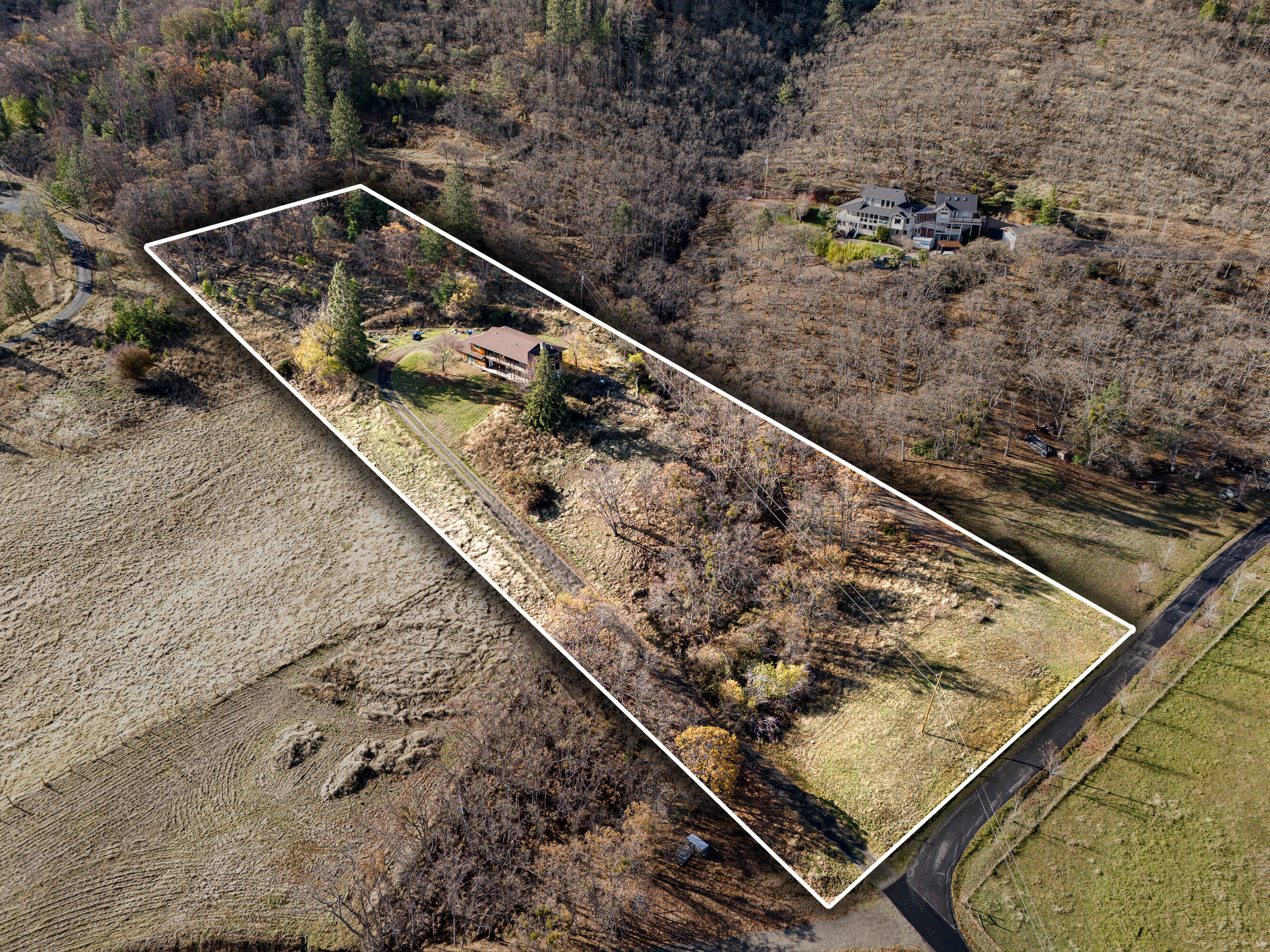 4262 Clayton Road Ashland, OR 97520 - Photo 43 of 54 Welcome home to 4262 Clayton Road in Ashland, OR. 2.89 acres.