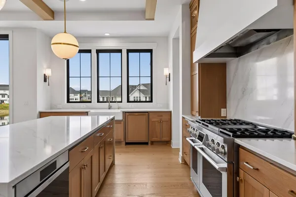 $2,375,000 | 16920 46th Avenue North, Plymouth, MN 55446