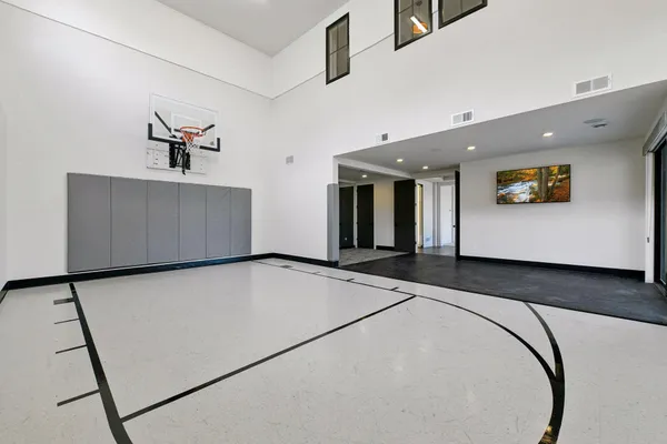 $2,375,000 | 16920 46th Avenue North, Plymouth, MN 55446