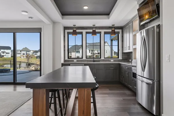 $2,375,000 | 16920 46th Avenue North, Plymouth, MN 55446