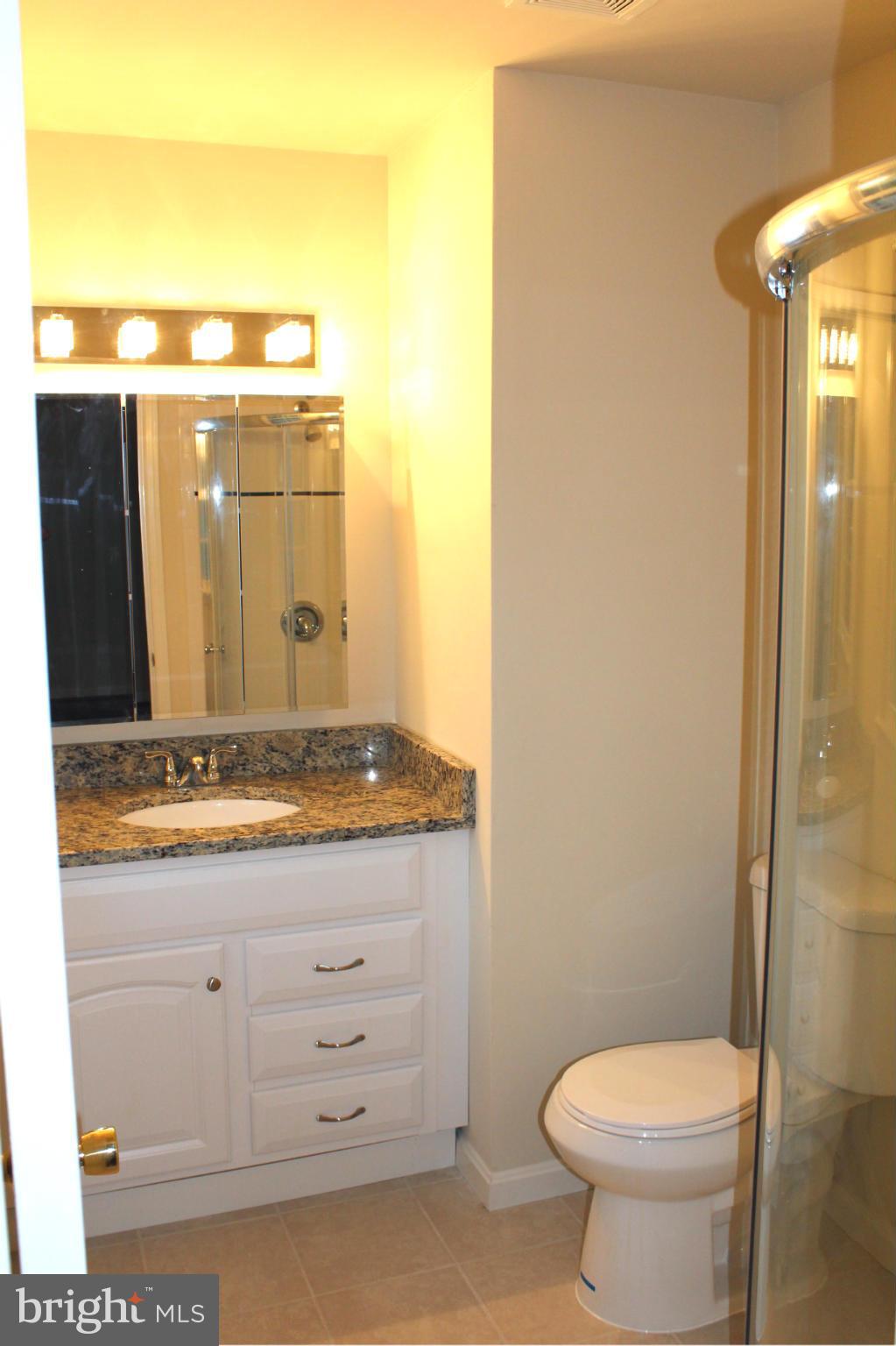 6918 Sydenstricker Road Springfield, VA 22153 - Photo 6 of 19 Bath