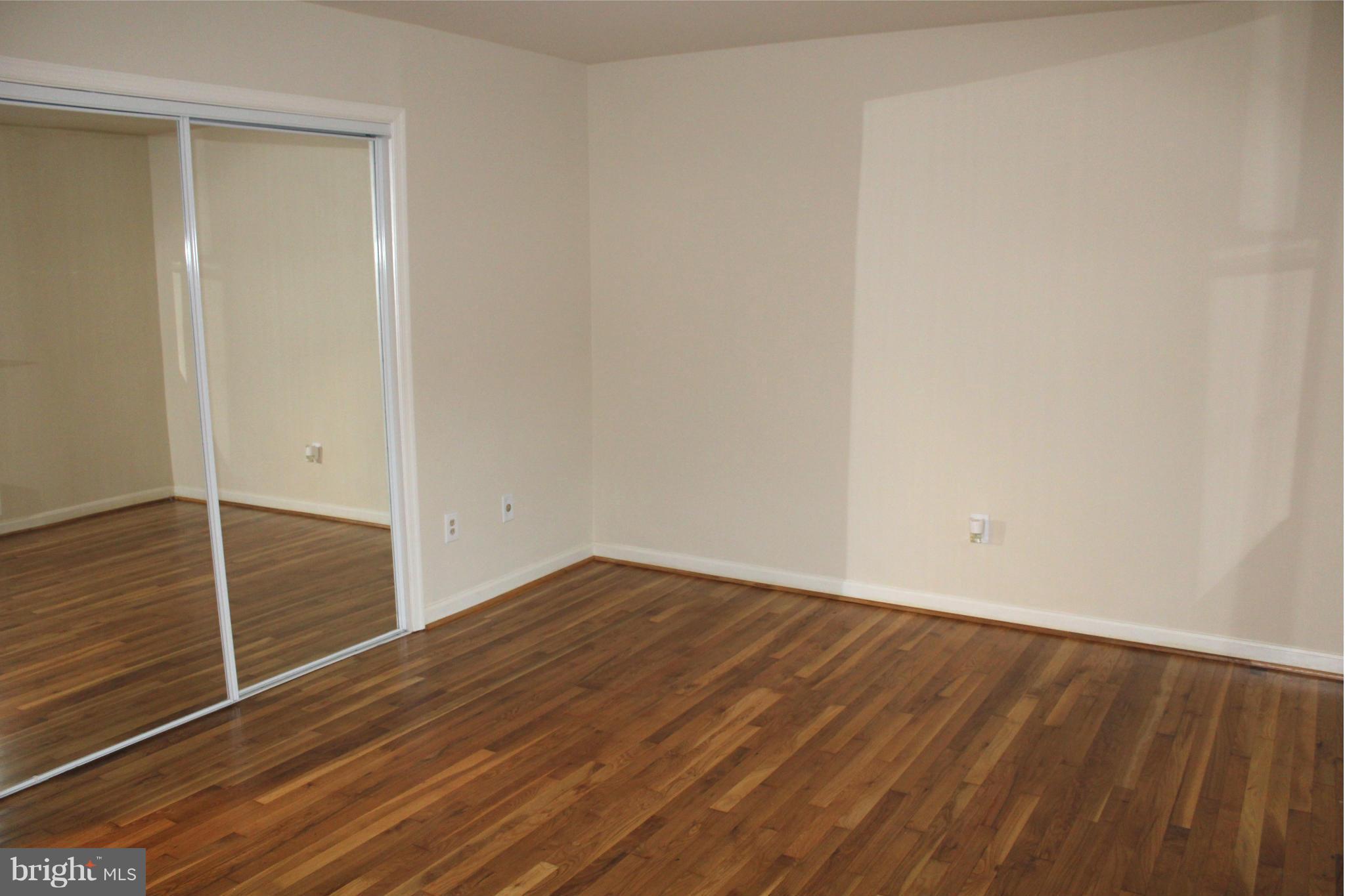 6918 Sydenstricker Road Springfield, VA 22153 - Photo 9 of 19 Bedroom (Master) 2nd view