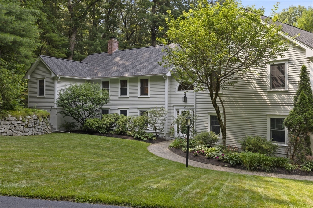 42 Cutler Road Andover, MA 01810 - Photo 3 of 33